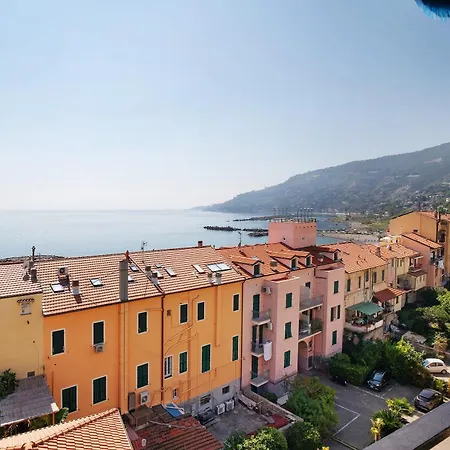 Margherita Ospedaletti Exterior photo